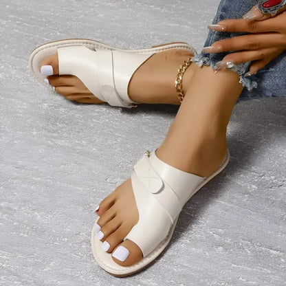 Momount Women Flat Sandals – Black Leather Toe-Ring Buckle Slide